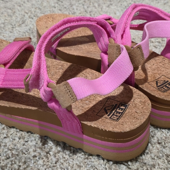 Reef Vibrant Pink and Tan Sandals - Picture 2 of 7
